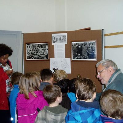 Besuch der Junior Heimatforscher 2012 HGV Hainburg