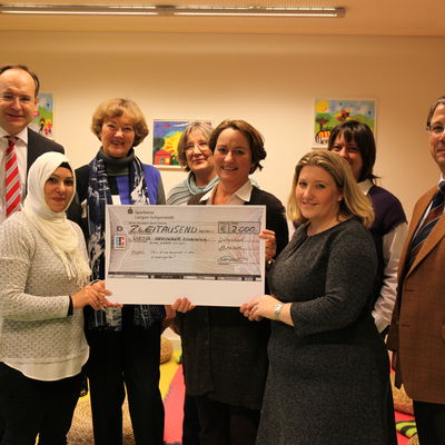 Scheck�bergabe Deutscher Kinderschutzbund_2